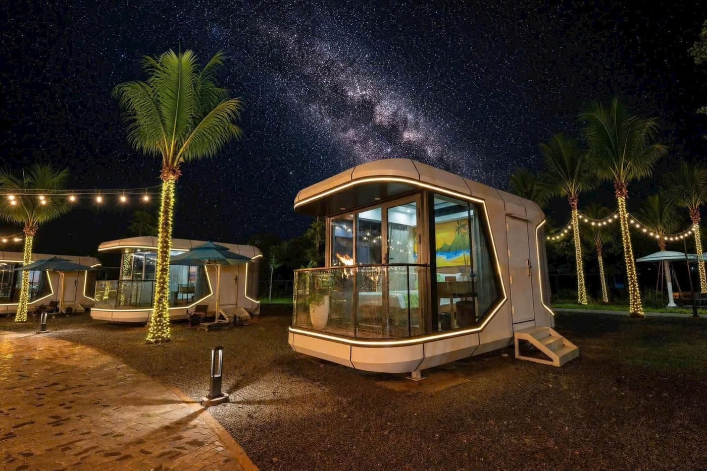Capsule homestay dưới bầu trời sao tại khu camping